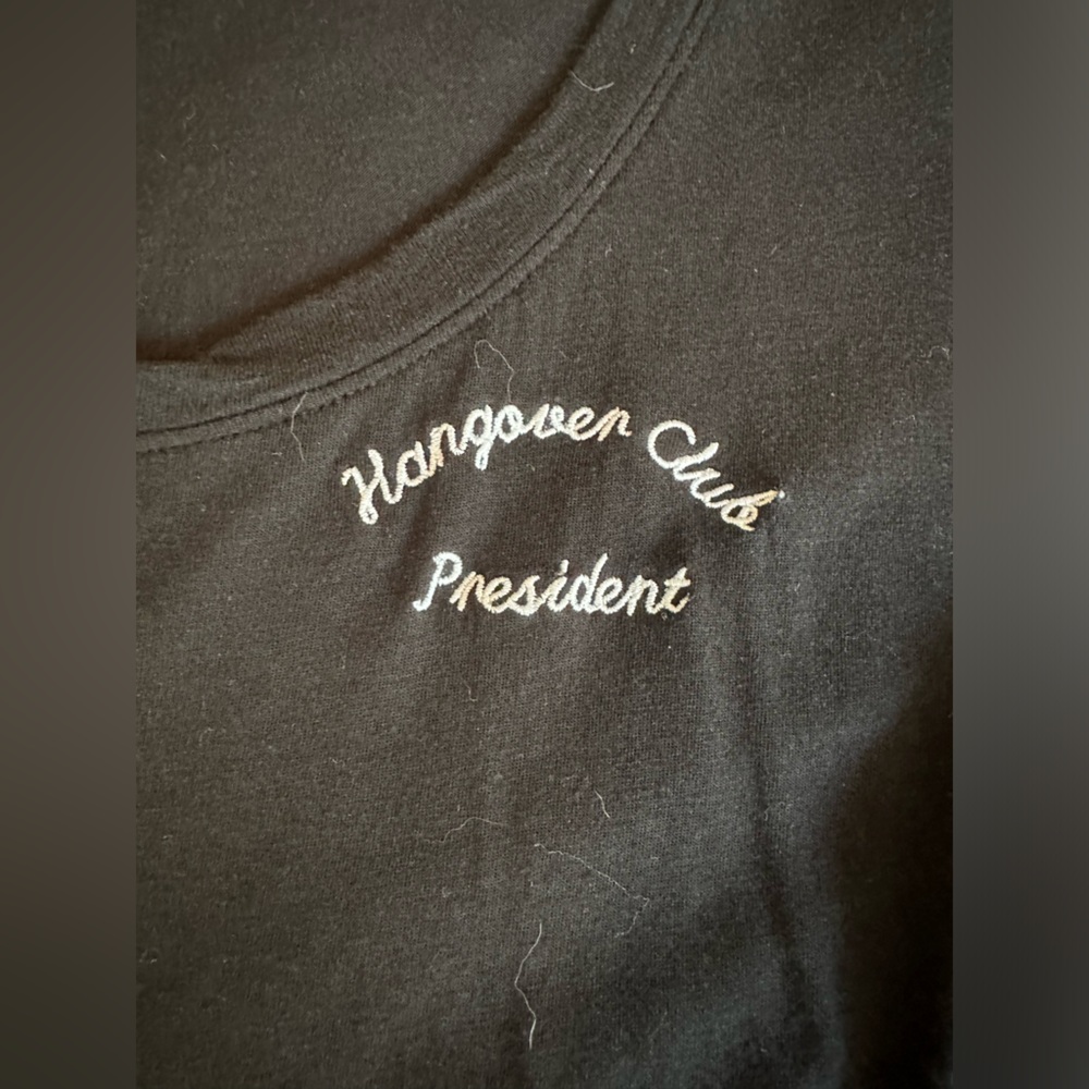 Express black t! - Picture 2 of 3
